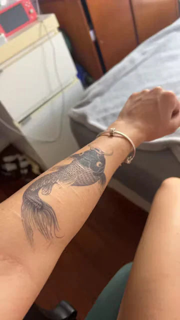 <h2><em>ARATA REAL! <br/>SE SIMTE REAL!</em></h2>