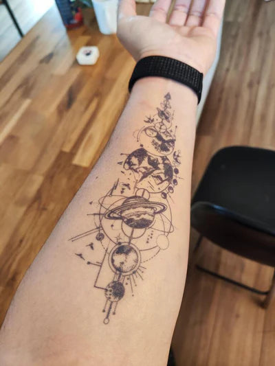 <h2><em>ARATA REAL! <br/>SE SIMTE REAL!</em></h2>