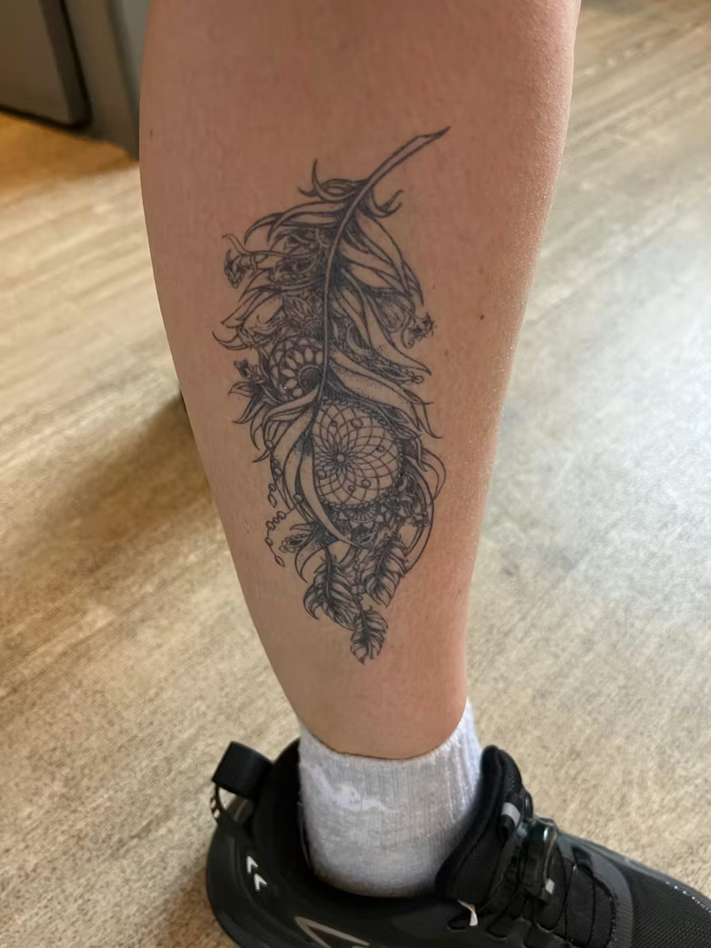 <h2><em>ARATA REAL! <br/>SE SIMTE REAL!</em></h2>